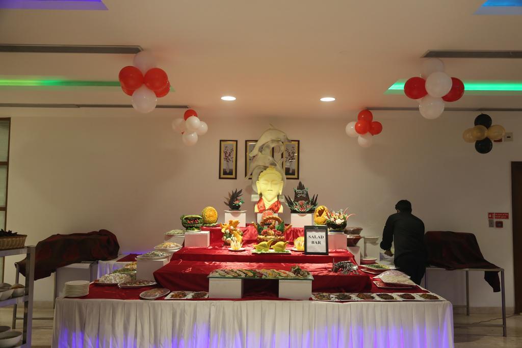 Country Inn & Suites By Radisson, באטינדה מראה חיצוני תמונה