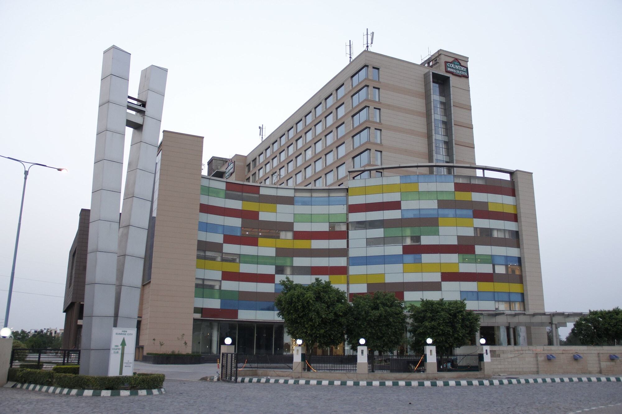 Country Inn & Suites By Radisson, באטינדה מראה חיצוני תמונה
